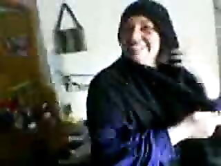 horny Arab fucked by her lover