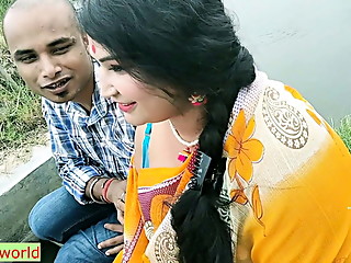 Indian beautiful hot bhabhi has hardcore sex!! New bhabhi’s 1st sex