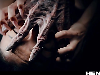 Real Life Hentai - Rae Lil Black fucked in her bed by monster