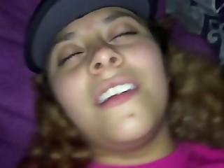 Después de unos mensajes de watts termina de aperro